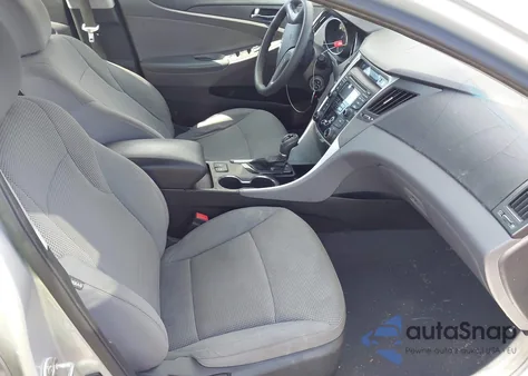 2013 Hyundai Sonata Gls z USA, uszkodzony, nr VIN 5NPEB4AC9DH740641